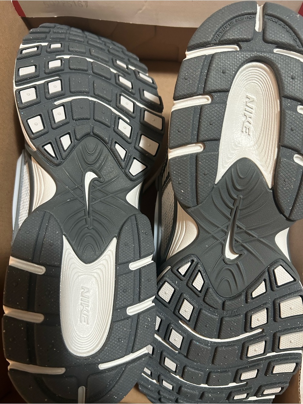 Nike White Silver Gray Mesh Trail-Runner Sneakers - Picture 3 of 5